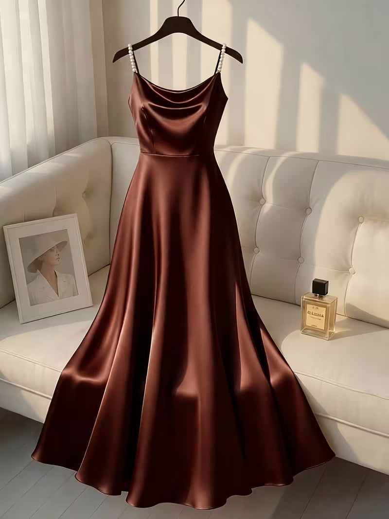 Relaxed Elegance Midi Dress
