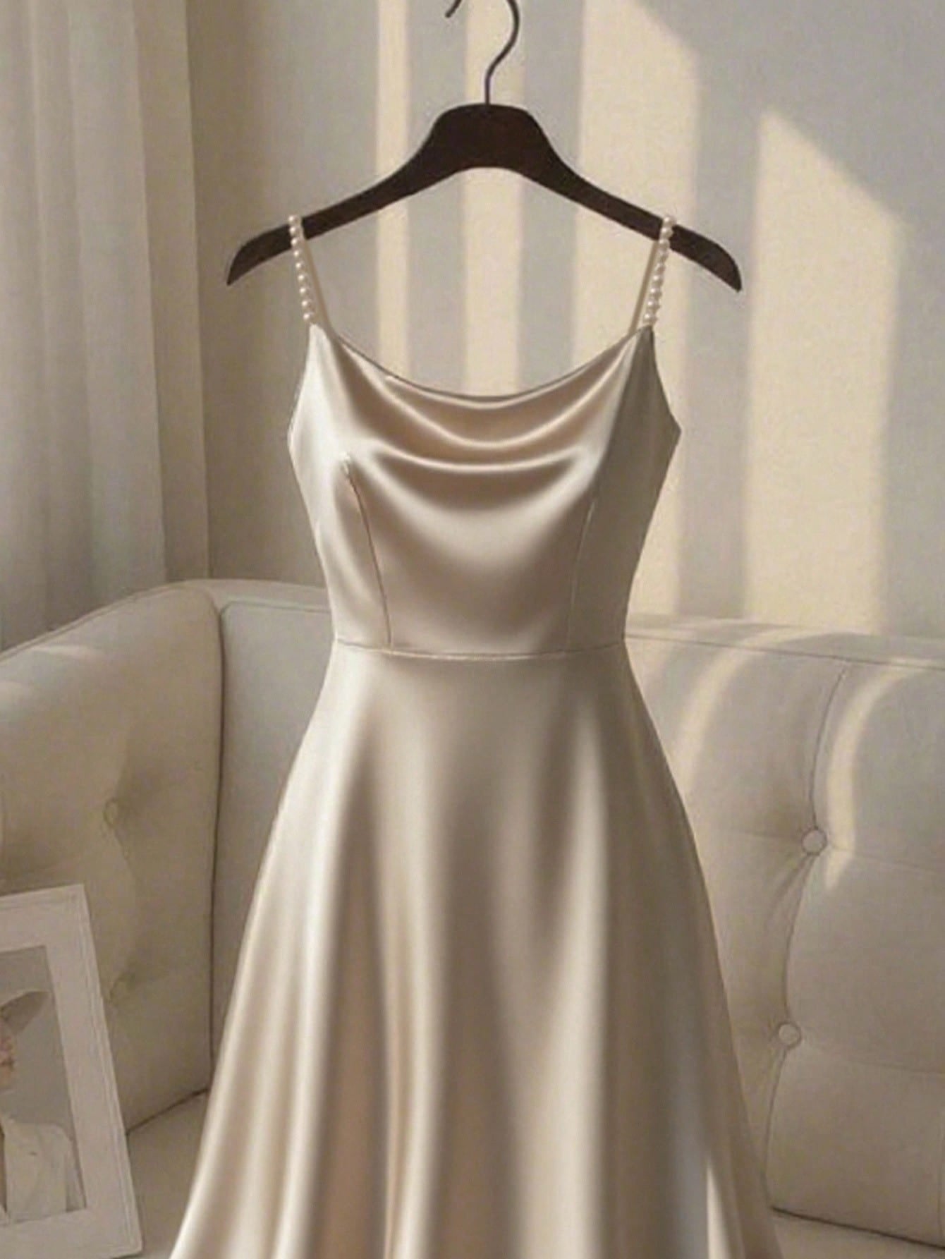 Relaxed Elegance Midi Dress
