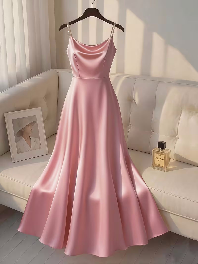 Relaxed Elegance Midi Dress